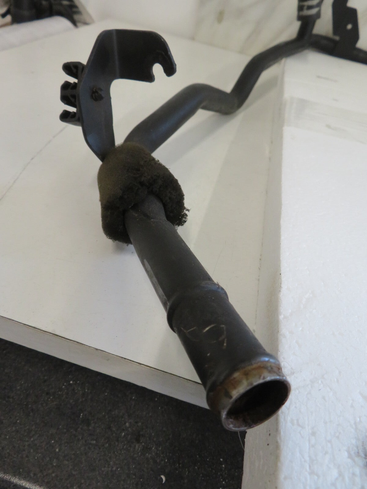 JAGUAR XF X250 ENGINE ANTIFREEZE COOLANT PIPE 2008-2016