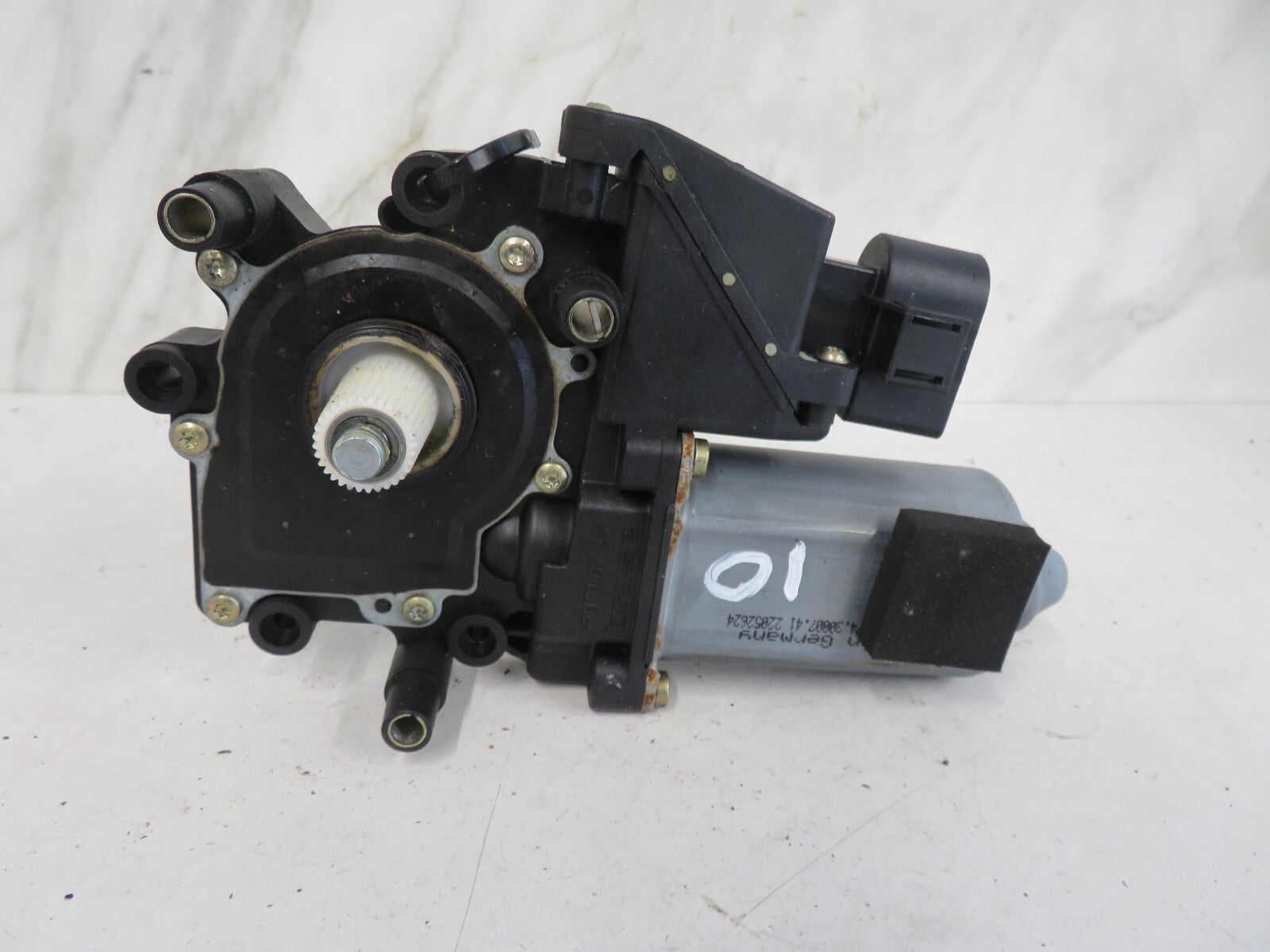AUDI A8 D2 OSR WINDOW MOTOR 119023-113 1998-2002 1636-10