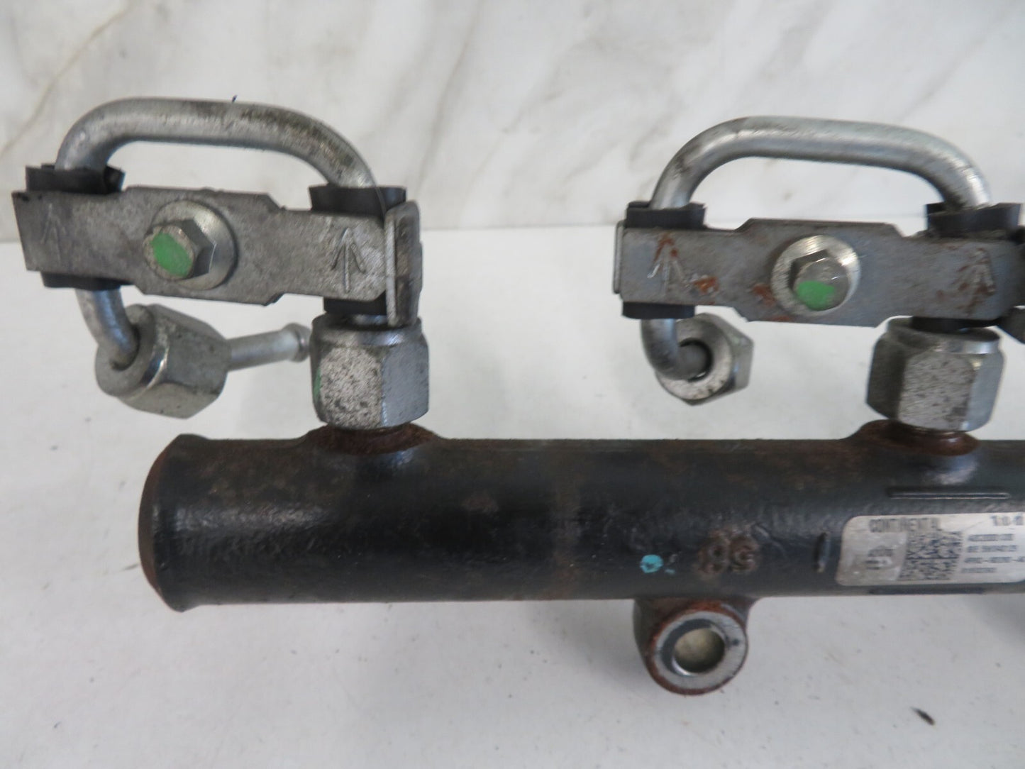 JAGUAR XF X250 FUEL INJECTOR RAIL 4R8Q-90280-AC 2008-2016 1241-10