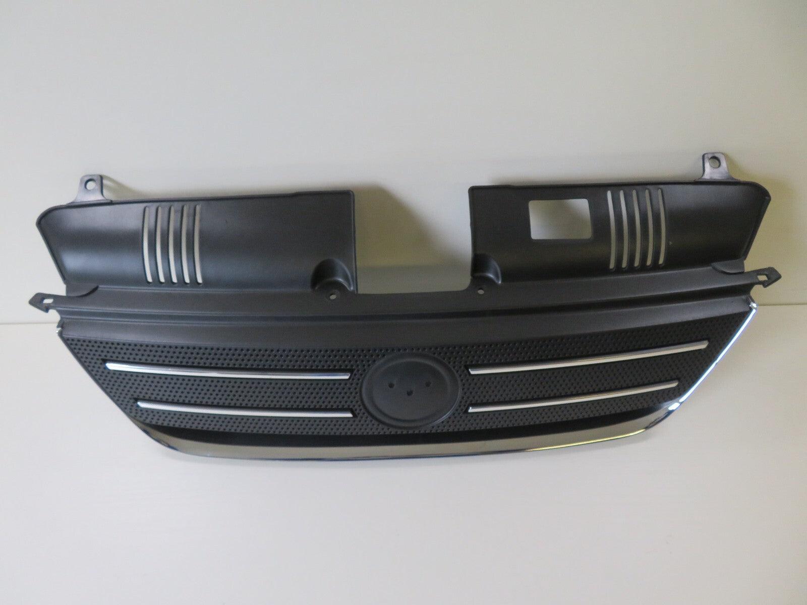 FRONT GRILLE FOR FIAT IDEA 2003-2008 FT07023GAN