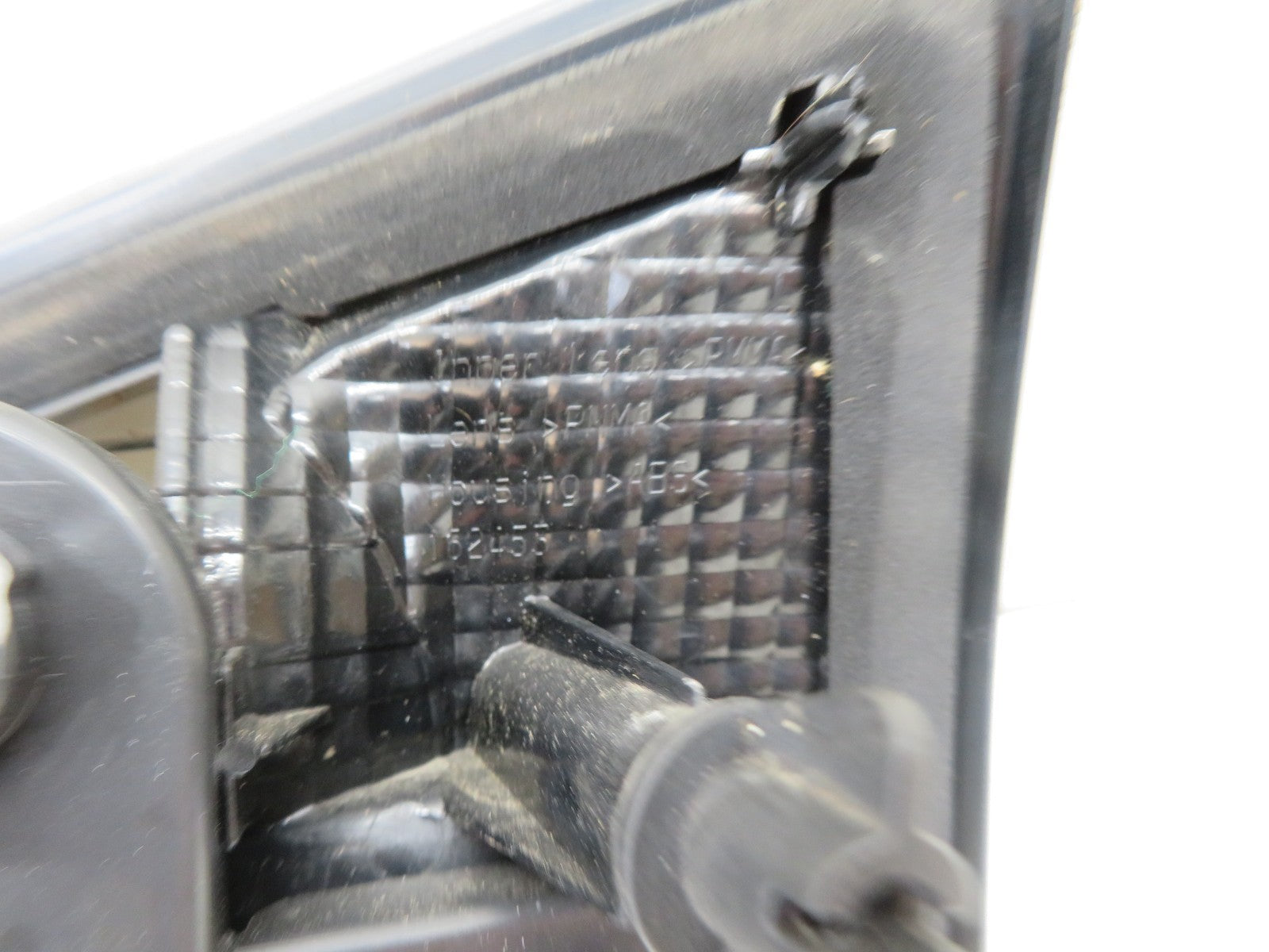 FORD S MAX NS PASSENGER REAR INNER TAIL LIGHT 6M21-13A603-AK 2006-2010 1302-2