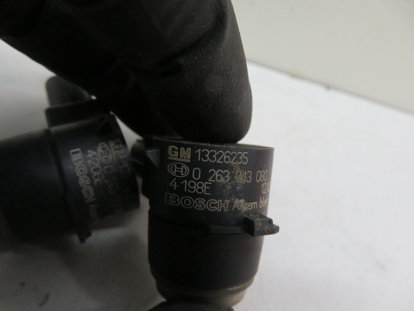 VAUXHALL MOKKA PDC PARKING SENSORS X4 13326235 2012-2016 1147-12