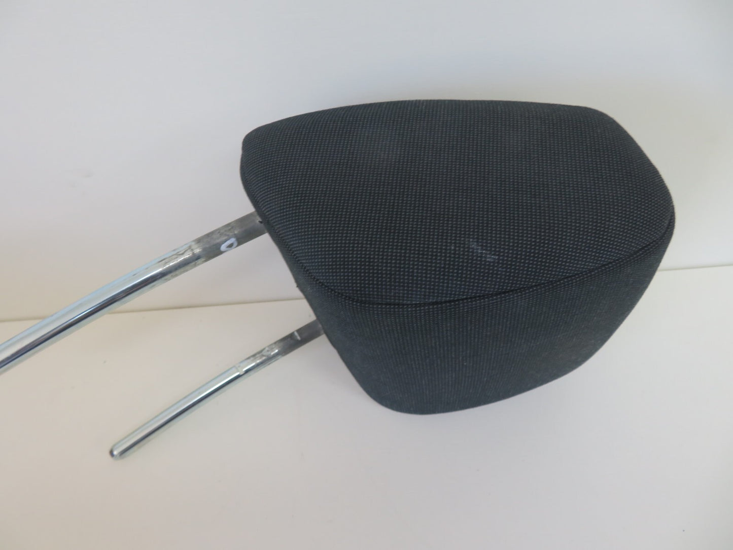 FORD FIESTA MK7 FRONT CLOTH HEAD REST 2009-2012 1148-7