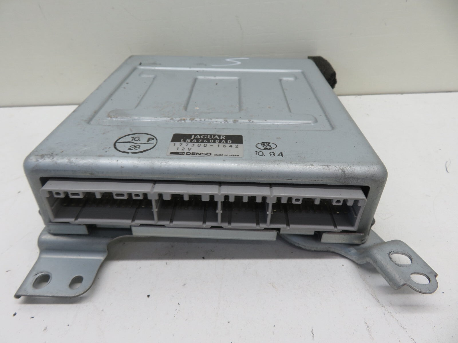 JAGUAR X300 XJ6 XJR ECU AIR CONDITIONING HEATER CONTROL UNIT 1994-2001 1744-5