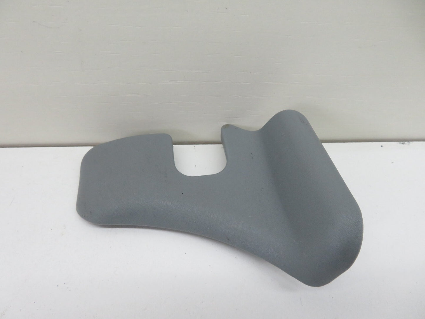 TOYOTA LEXUS SOARER SC400 SEAT BOLT COVER REAR 1991-1999 1551-8