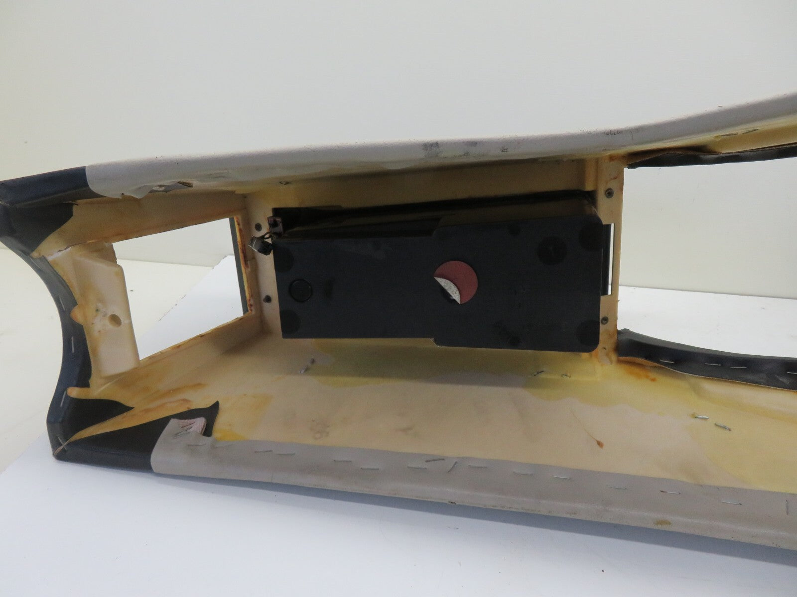 JAGUAR XJR CENTER CONSOLE ARM REST 1994-2001