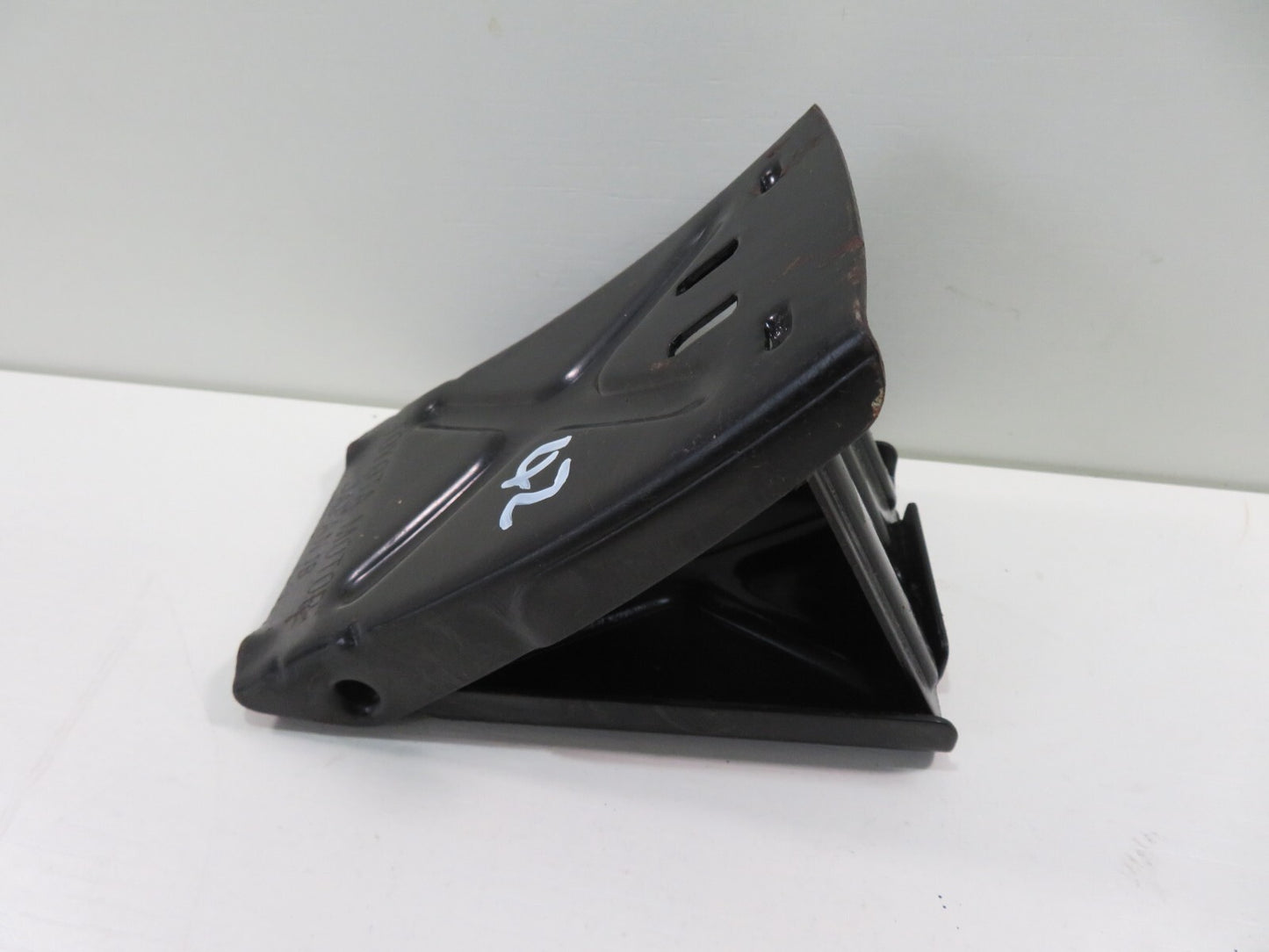 TOYOTA MR2 MK2 SW20 WHEEL CHOCK 1990-1999 AMS1226-42