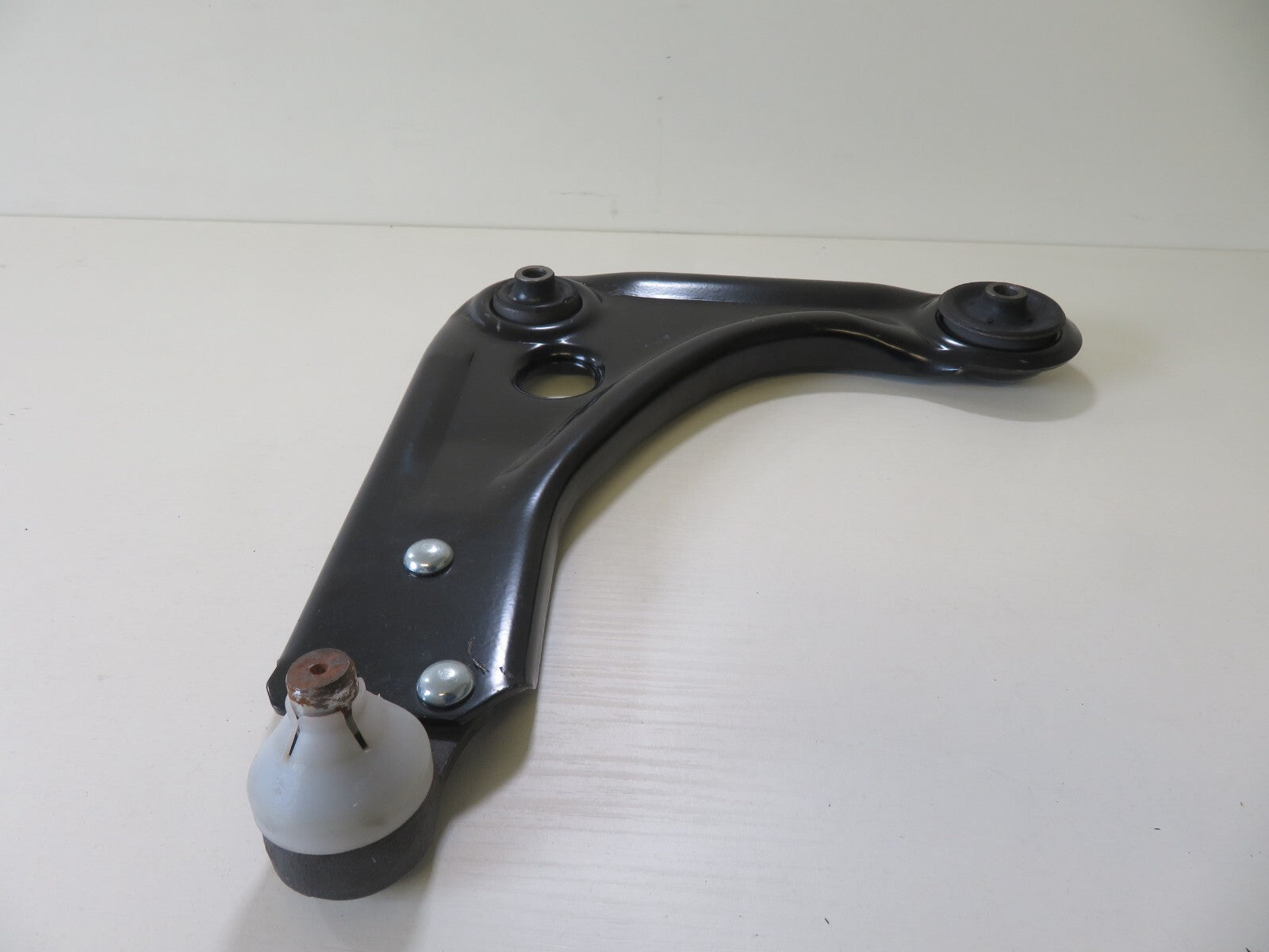 NS PASSENGER FRONT LOWER CONTROL ARM FOR FORD KA MK1 1997-2008 BSJ1899S