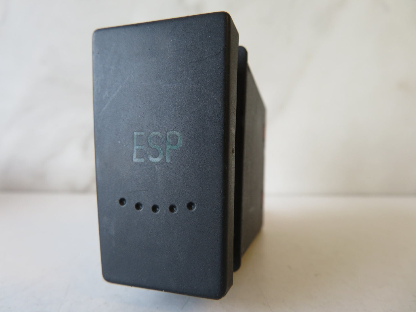 VOLKSWAGEN VW PASSAT B5.5 ESP TRACTION SWITCH 3B0927134A 01-05 AMS1348-3