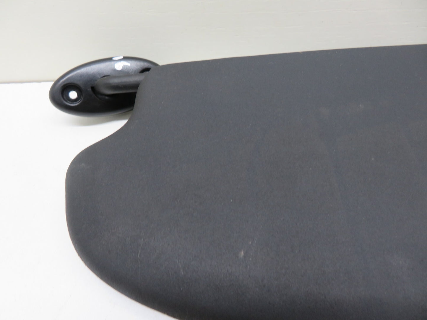 FORD FOCUS ST225 OS DRIVER SIDE SUN VISOR (2005-2010) 1345-15