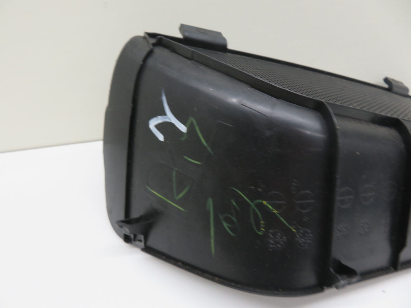 MAZDA CX7 OS DRIVER SIDE REAR BOOT TRIM EG2168853 2008-2012 1414-2