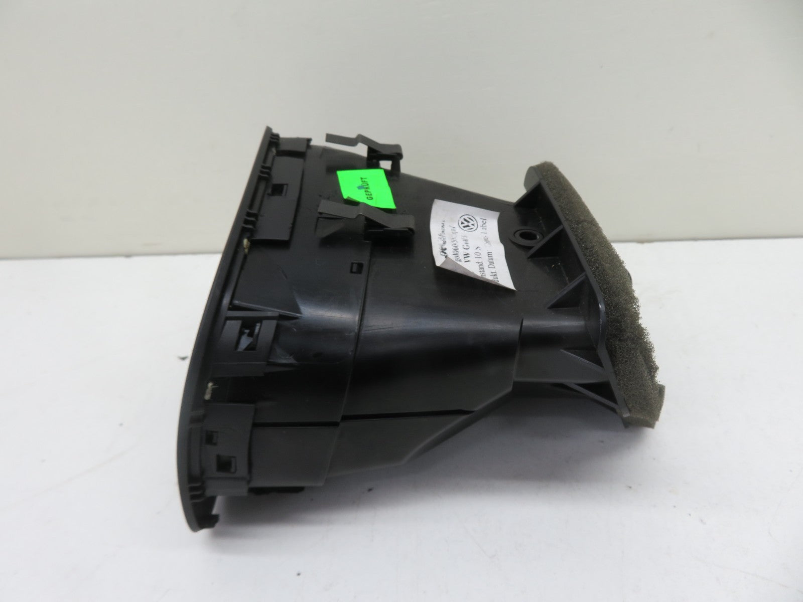 VW GOLF MK6 OS DRIVER SIDE DASHBOARD AIR VENT 2009-2013 REF-7