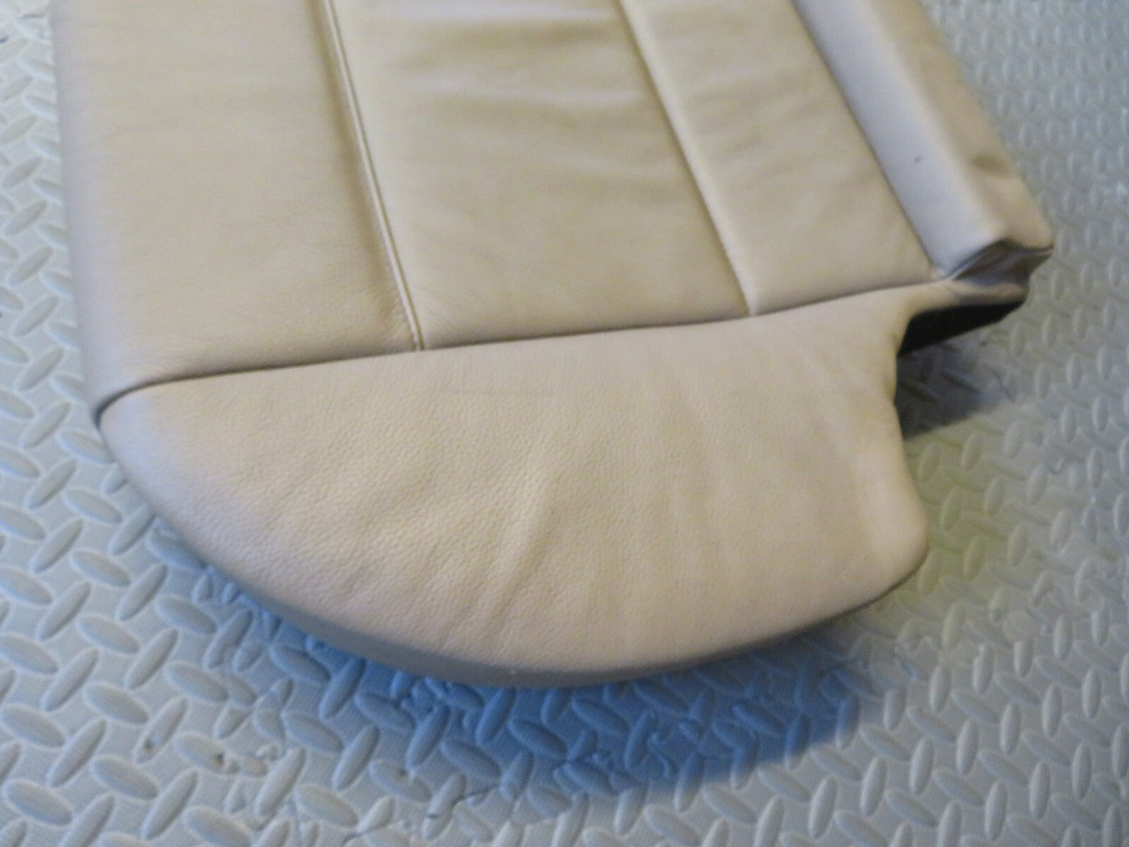 BMW X5 E53 REAR LEATHER SEAT BASE BEIGE CREAM 2000-2006