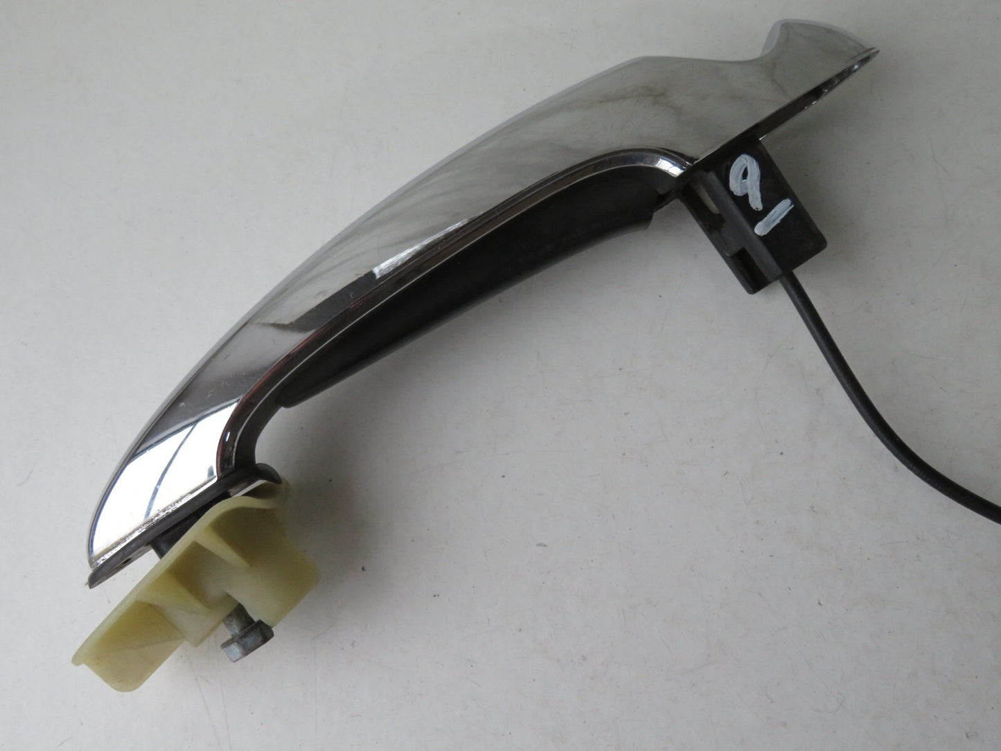 BMW MINI COOPER R50 OS CHROME EXTERNAL DOOR HANDLE 2000-2006 A0925-9