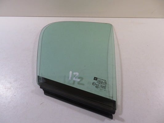 VAUXHALL ASTRA MK5 HATCHBACK OSR RIGHT REAR QUARTER GLASS 2004-2010 misc1659-12