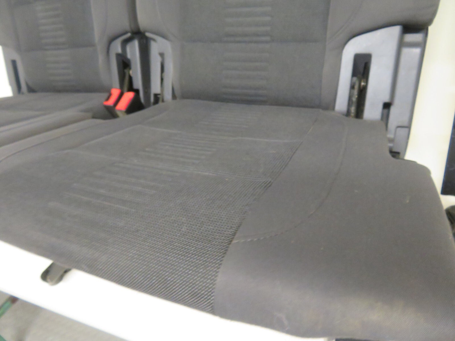 VOLKSWAGEN VW TOURAN REAR THIRD ROW CLOTH SEATS CADDY 2K 2003-2009