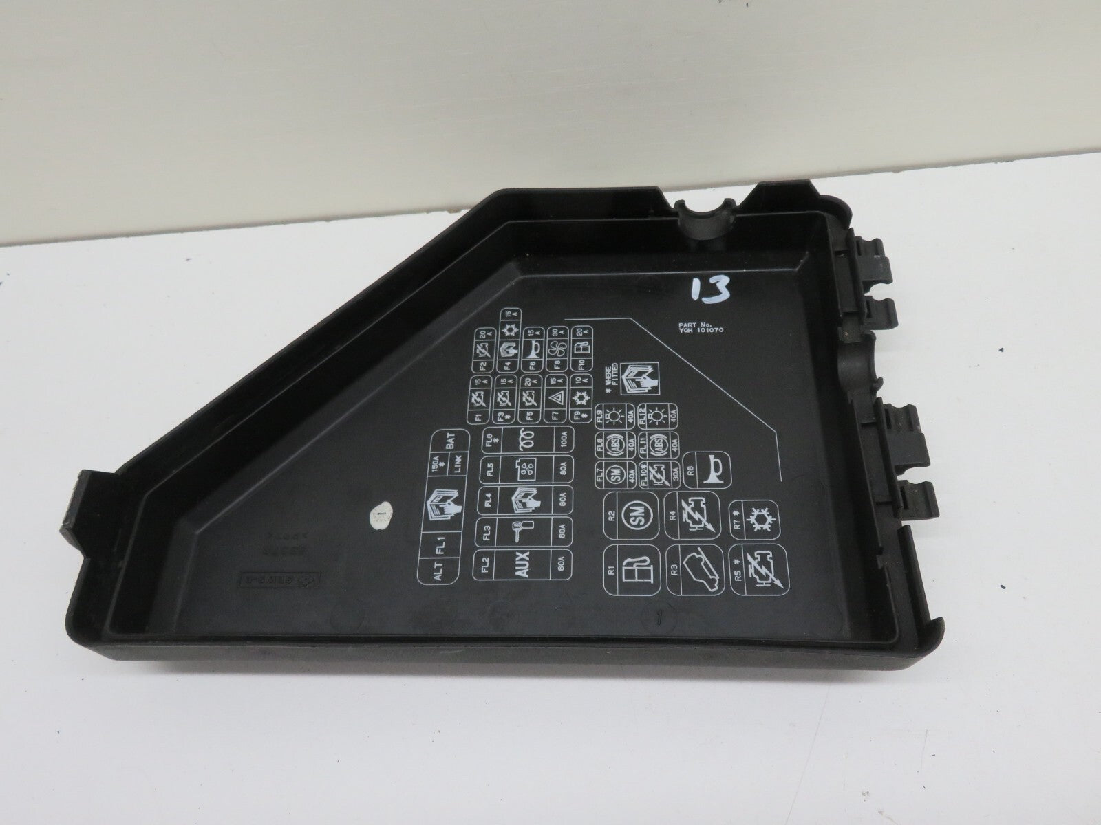 LAND ROVER FREELANDER 1 ENGINE BAY FUSE BOX COVER YQH101070 1998-2004 1310-13