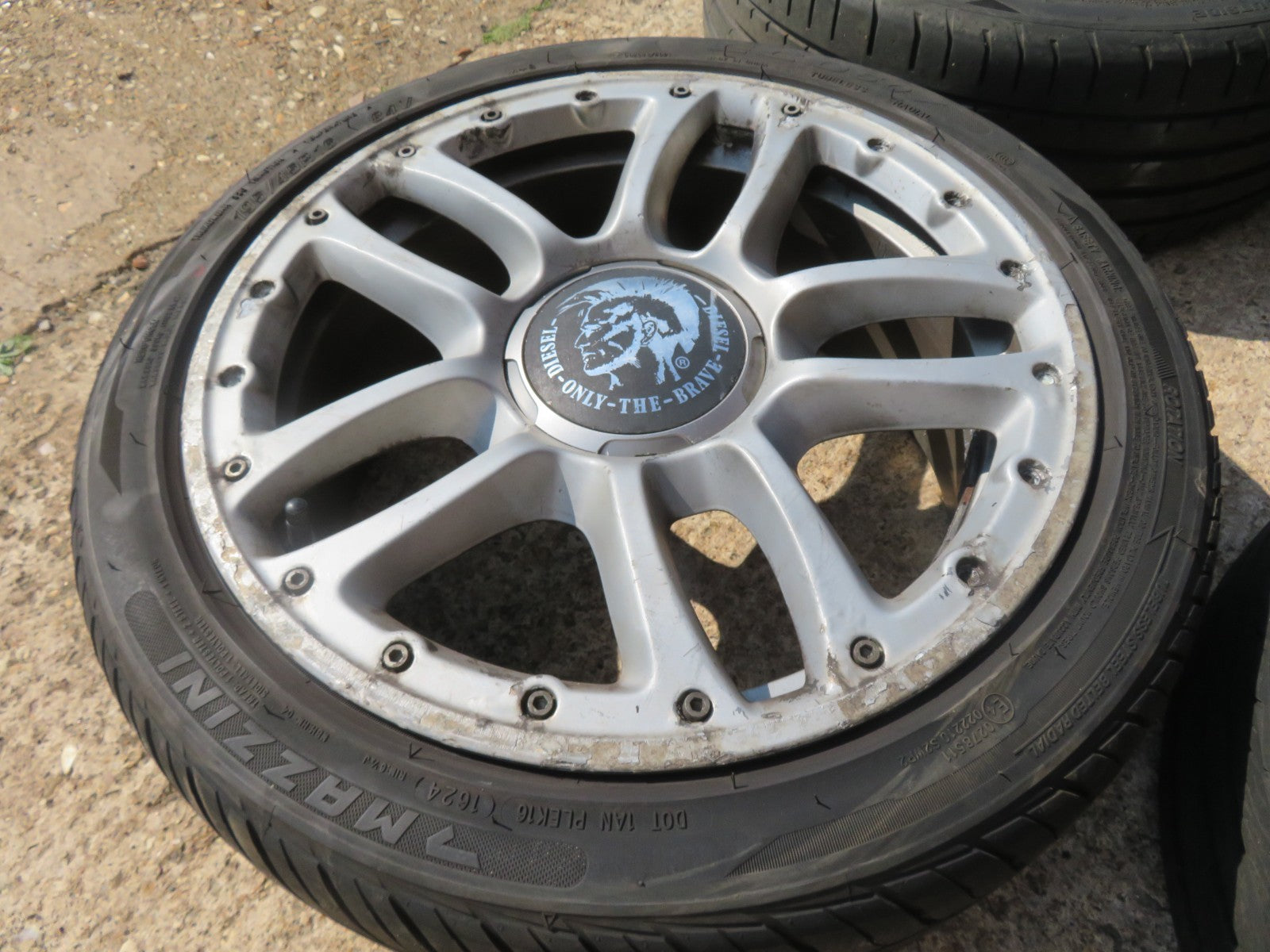 FIAT 500 DIESEL EDITION R16 16" ALLOY WHEELS WITH TYRES 518346260 NEED REFURB
