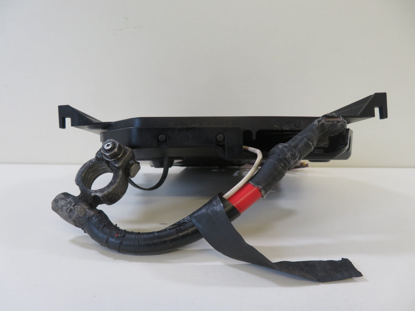 FORD GRAND C MAX BATTERY FUSE BOX TERMINAL AV6T-14A067-BA 2011-2015 1518-5