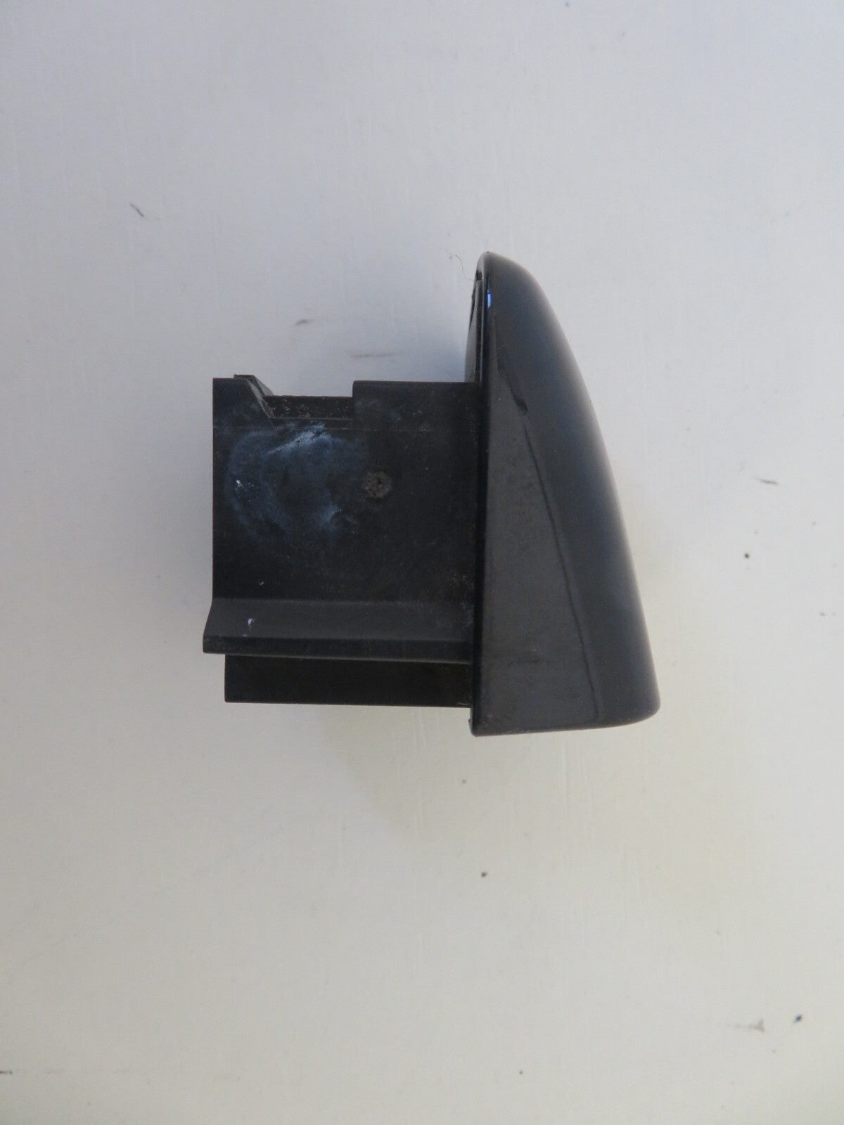 PEUGEOT 308 NSR DOOR HANDLE END CAP 2007-2013 1342-14