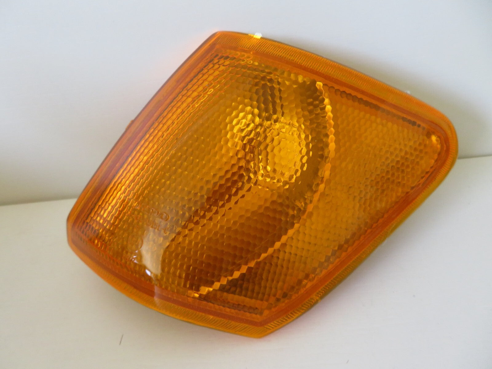 NS PASSENGER FRONT INDICATOR LIGHT FOR FORD FIESTA 1989-1997 431-1515L-UE-Y