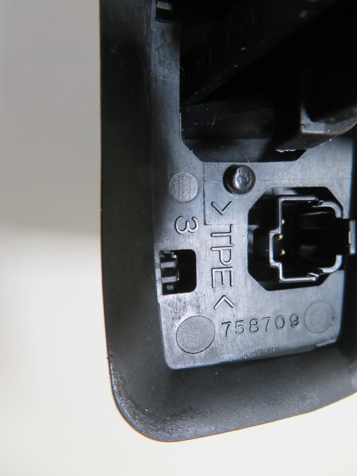 FORD FOCUS MK2 VOLUME CONTROL SWITCHES 2005-2010 1744-27