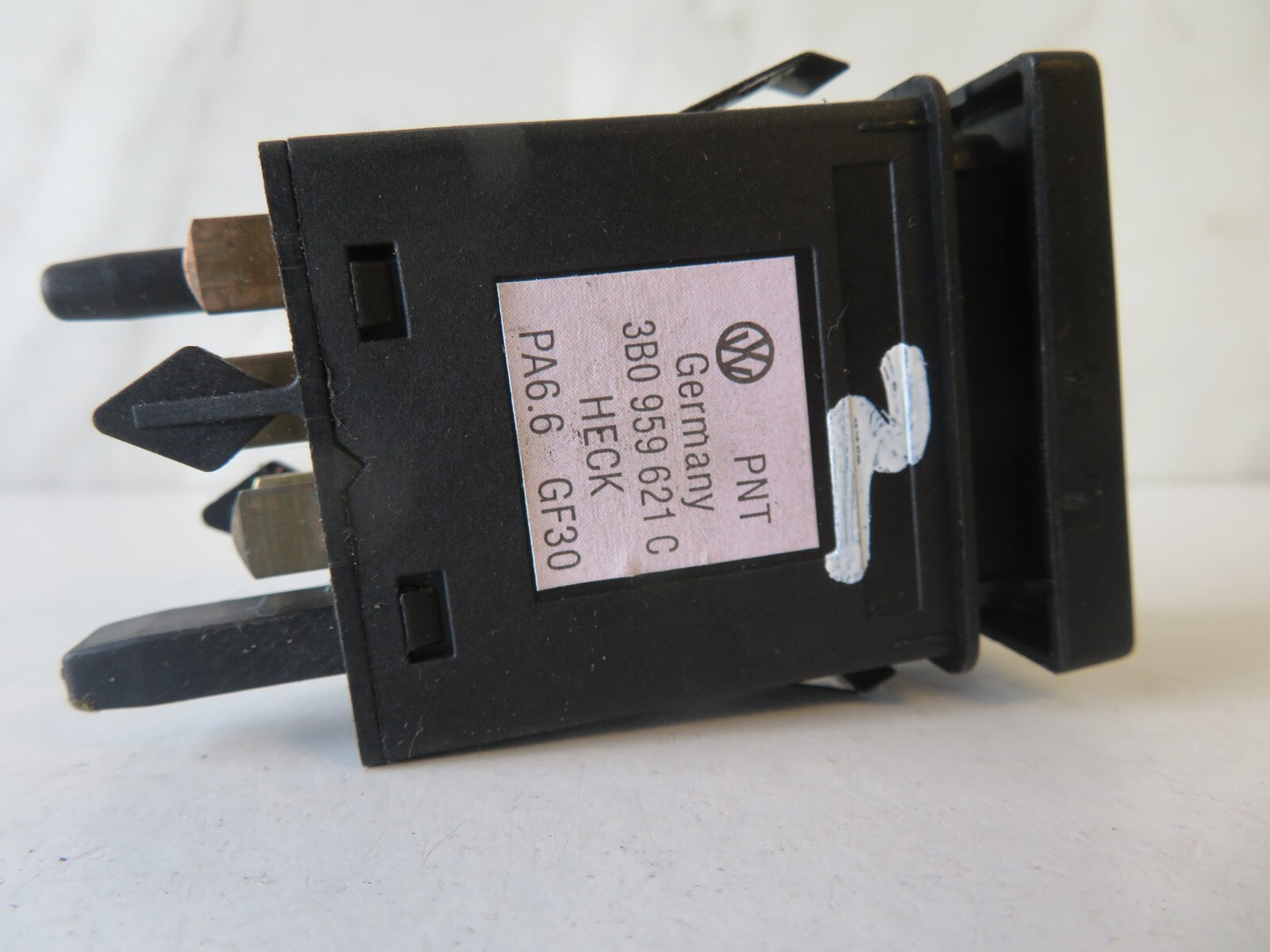 VOLKSWAGEN VW PASSAT B5.5 REAR WINDOW DEMISTER SWITCH 3B0959621D 01-05 AMS1348-2