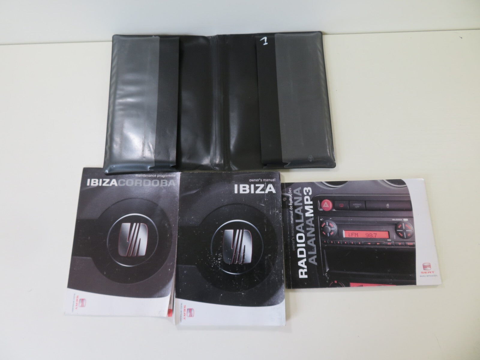 SEAT IBIZA MK3 6L OWNERS MANUAL WITH FOLDER 2002-2008 2018-1