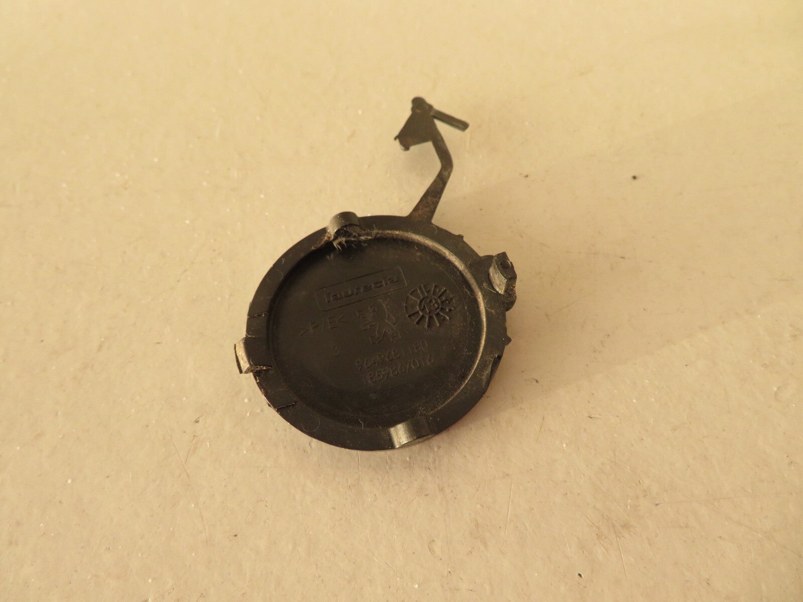 PEUGEOT 207CC REAR BUMPER TOW EYE COVER 9649681180 2007-2013 AMS1532-14