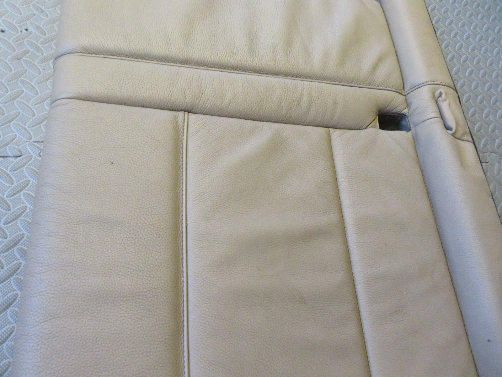 BMW X5 E53 REAR LEATHER SEAT BASE BEIGE CREAM 2000-2006