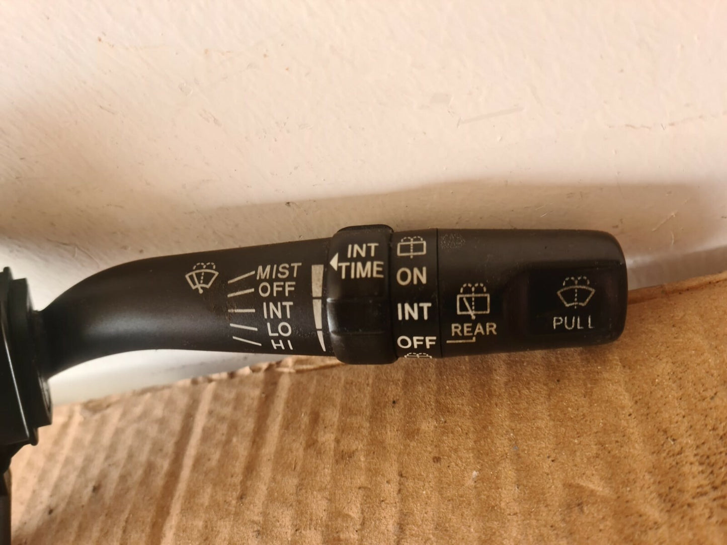 TOYOTA AVENSIS WIPER STALK 2007-2009  WV09