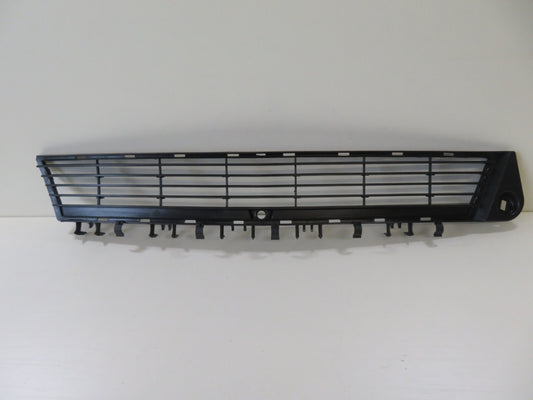 FRONT GRILLE FOR VAUXHALL VECTRA FOR YEARS 2002-2005