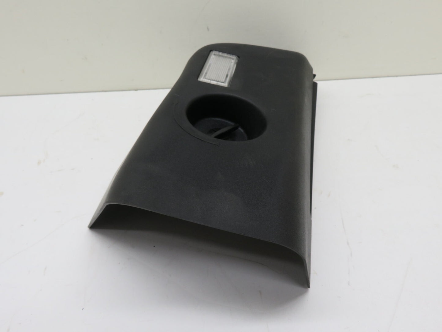 BMW E36 320 323 328 OS DRIVER REAR BOOT LIGHT COVER TRIM  1991-1998 1741-2