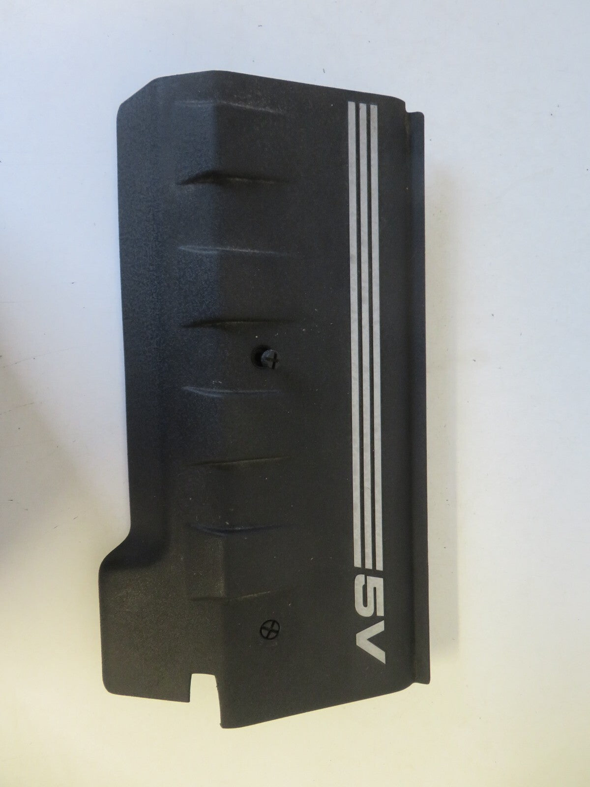 AUDI A8 D2 V8 3.7 ENGINE COVER 1998-2002