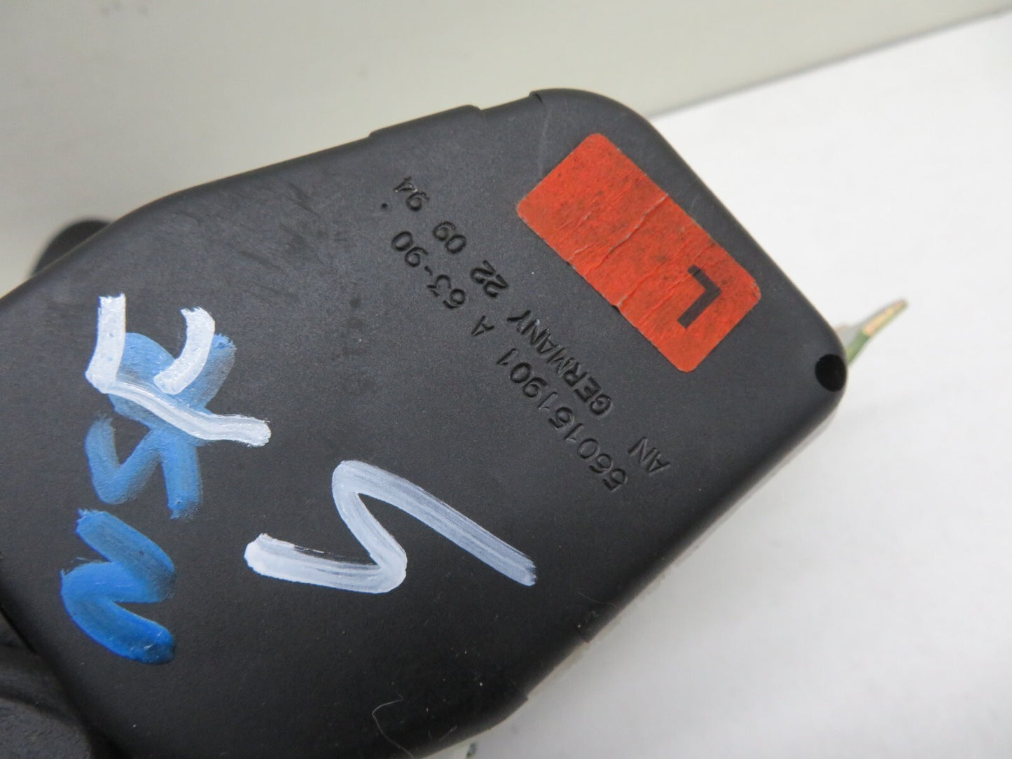 BMW E36 3 SERIES NSF PASSENGER SEAT BELT 8119123 1991-1998 1734-5