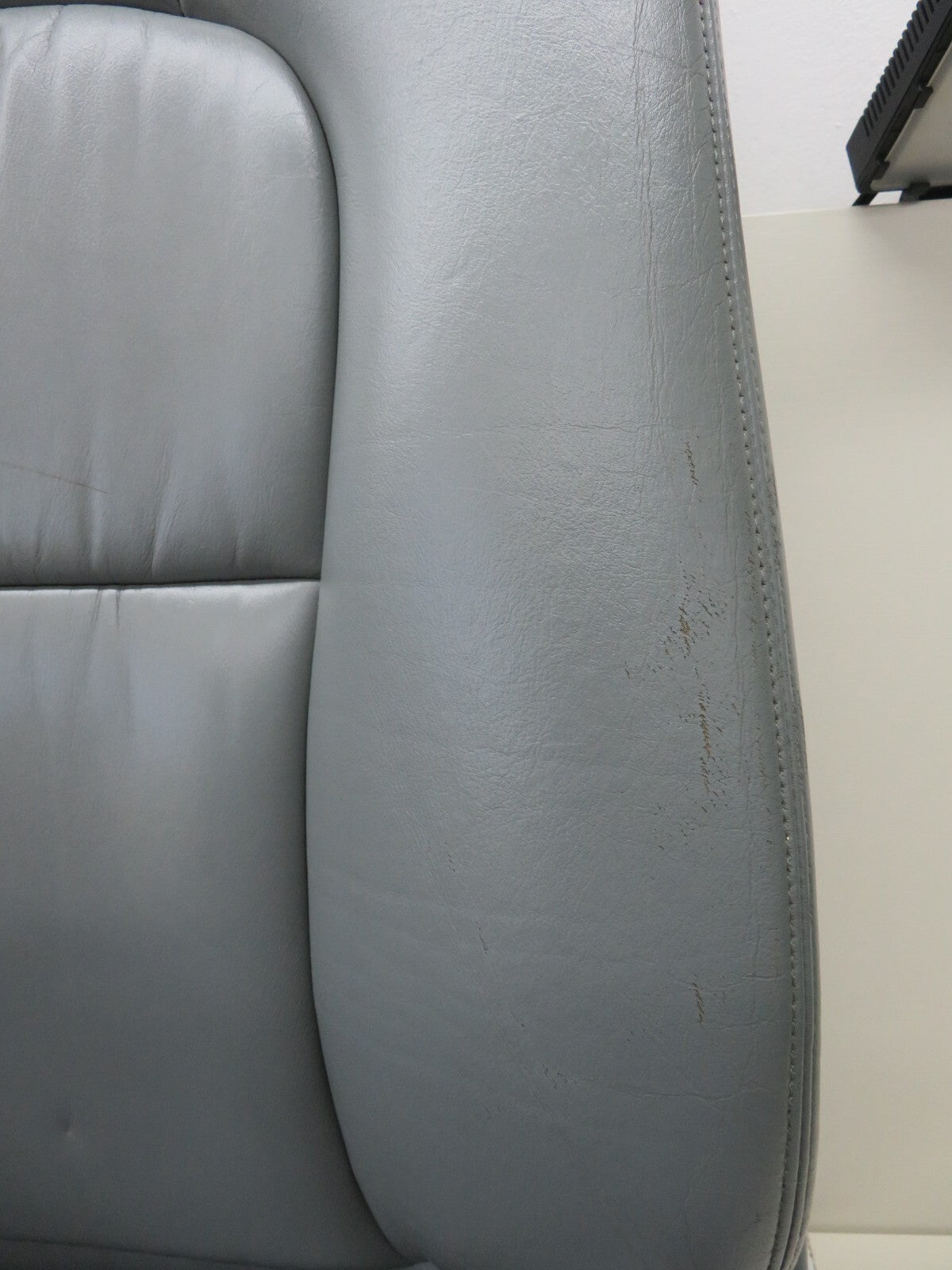 TOYOTA LEXUS SOARER SC400 FRONT GREY LEATHER SEATS PAIR (SEE PHOTOS)  1991-1999