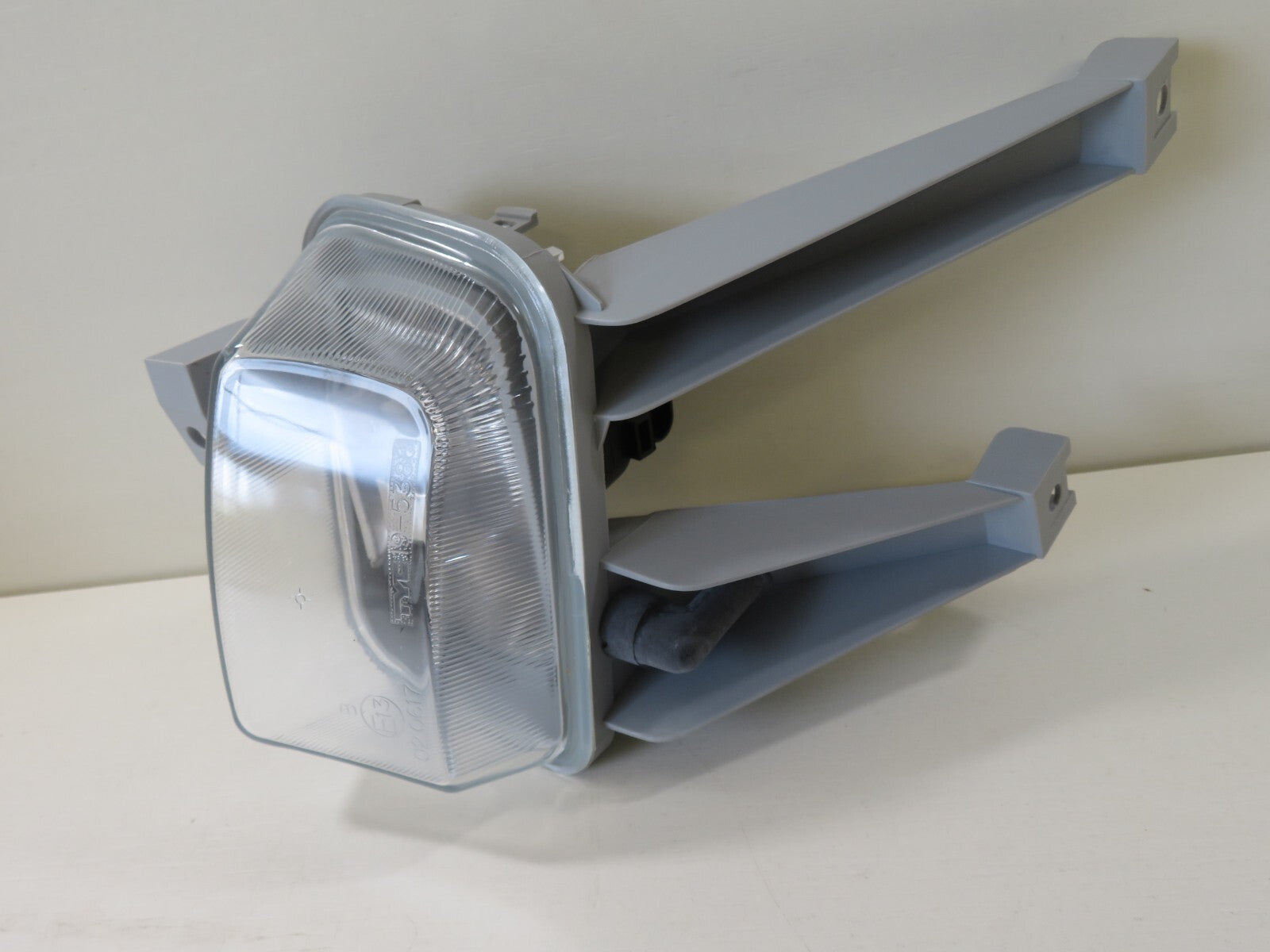 NS PASSENGER LH FRONT FOG LIGHT FOR VAUXHALL ASTRA 1994-1998 OP0154414