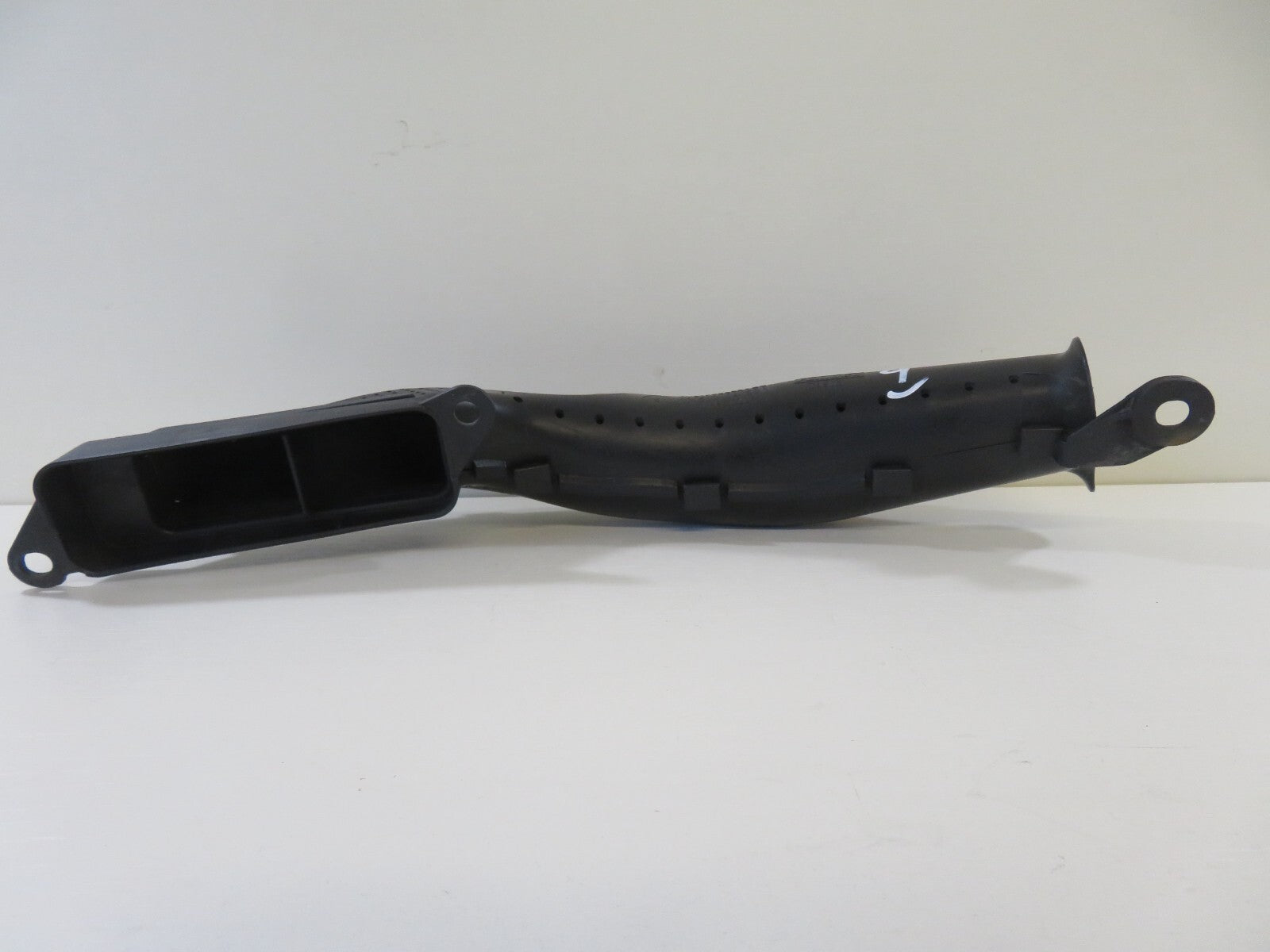 FORD C MAX AIR DUCT TRIM AV61-9E635-BC 2011-2015 1518-9