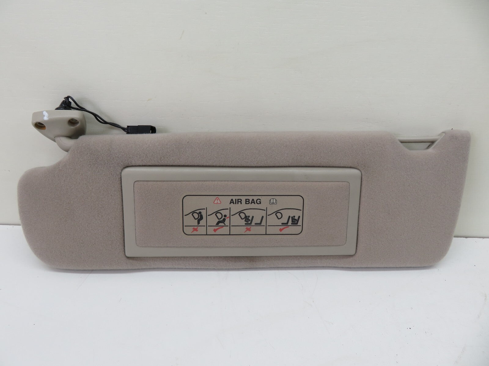 JAGUAR XJR NS PASSENGER SUN VISOR 1994-2001 1800-1