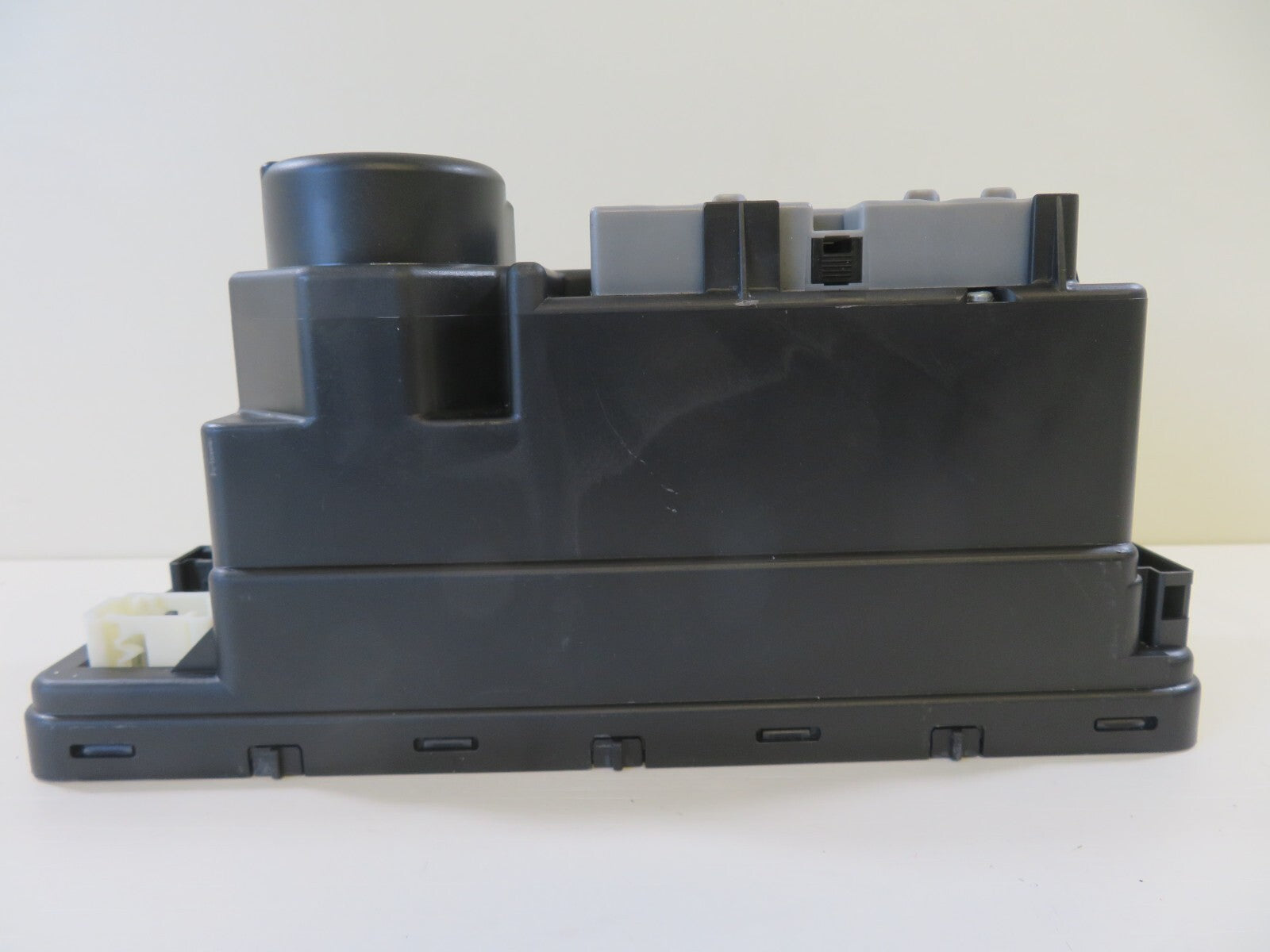 MERCEDES E CLASS W210 CENTRAL LOCKING PUMP 2108002648 1999-2002 1409-5