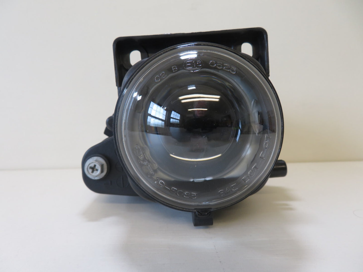 FRONT FOG LIGHT LEFT SIDE NS FOR AUDI A6 1997-2004 19-5084-05-2