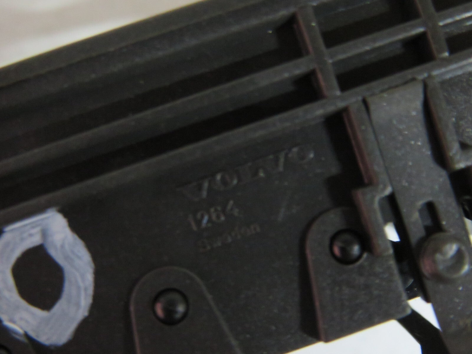 VOLVO C70 DASHBOARD CENTRE AIR VENTS 1996-2004 AMS1557-8