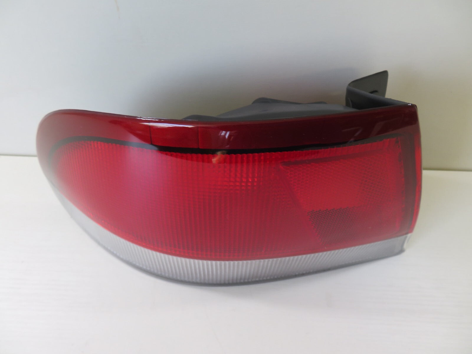 NS PASSENGER REAR TAIL LIGHT DEPO 216-1937L-U FOR MAZDA 626 1991-1998