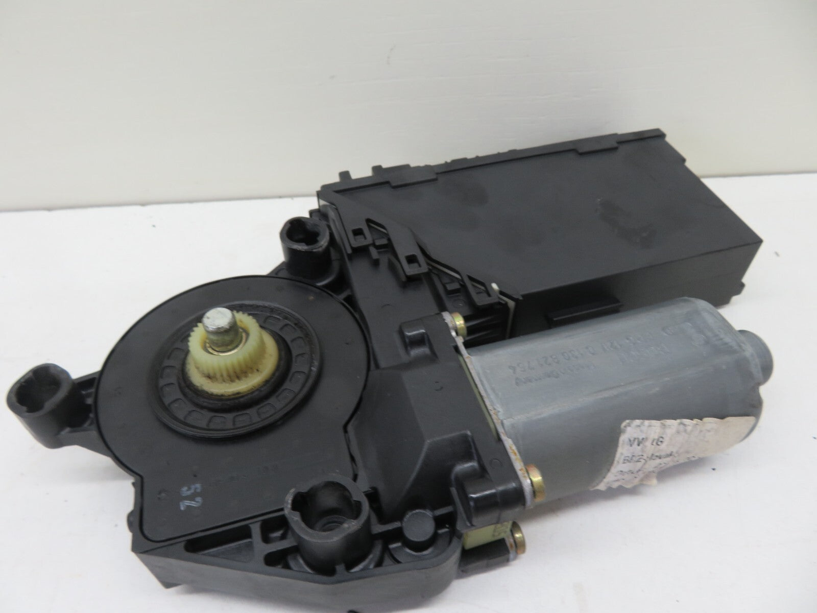 PORSCHE CAYENNE 955 OSR REAR WINDOW MOTOR RIGHT 7L0959794 2003-2006 1634-8