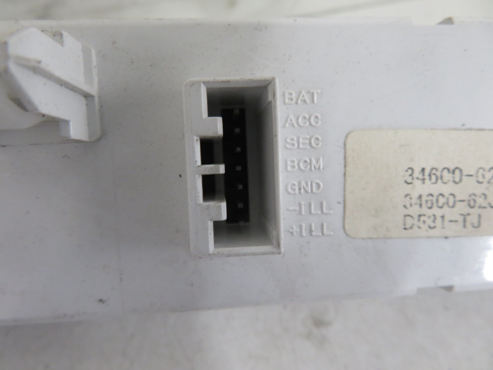 SUZUKI SWIFT GLS DISPLAY SCREEN 34600-62J51 1998-2003 1341-7