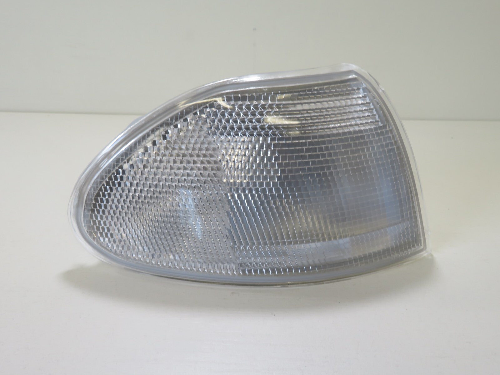 OS DRIVER RH FRONT INDICATOR LIGHT FOR VAUXHALL ASTRA 1991-1994 18-2069-11-2