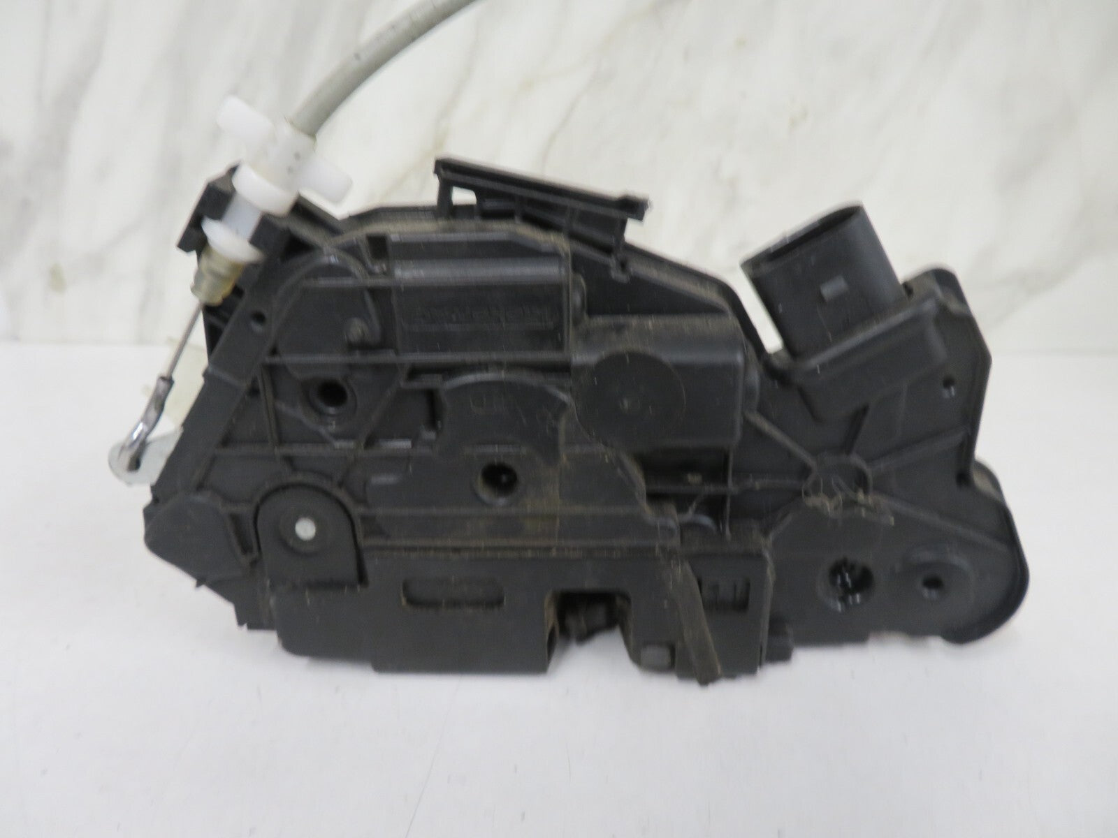 VOLKSWAGEN VW SCIROCCO MK2 OSF DOOR LOCK CATCH 5N2837016A 2009-2016 STMIX1458-4