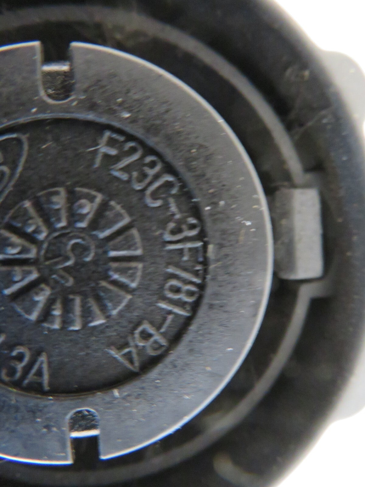 AUDI A8 D2 POWER STEERING FLUID CAP F23C3F781BA 1998-2002 A1636-20