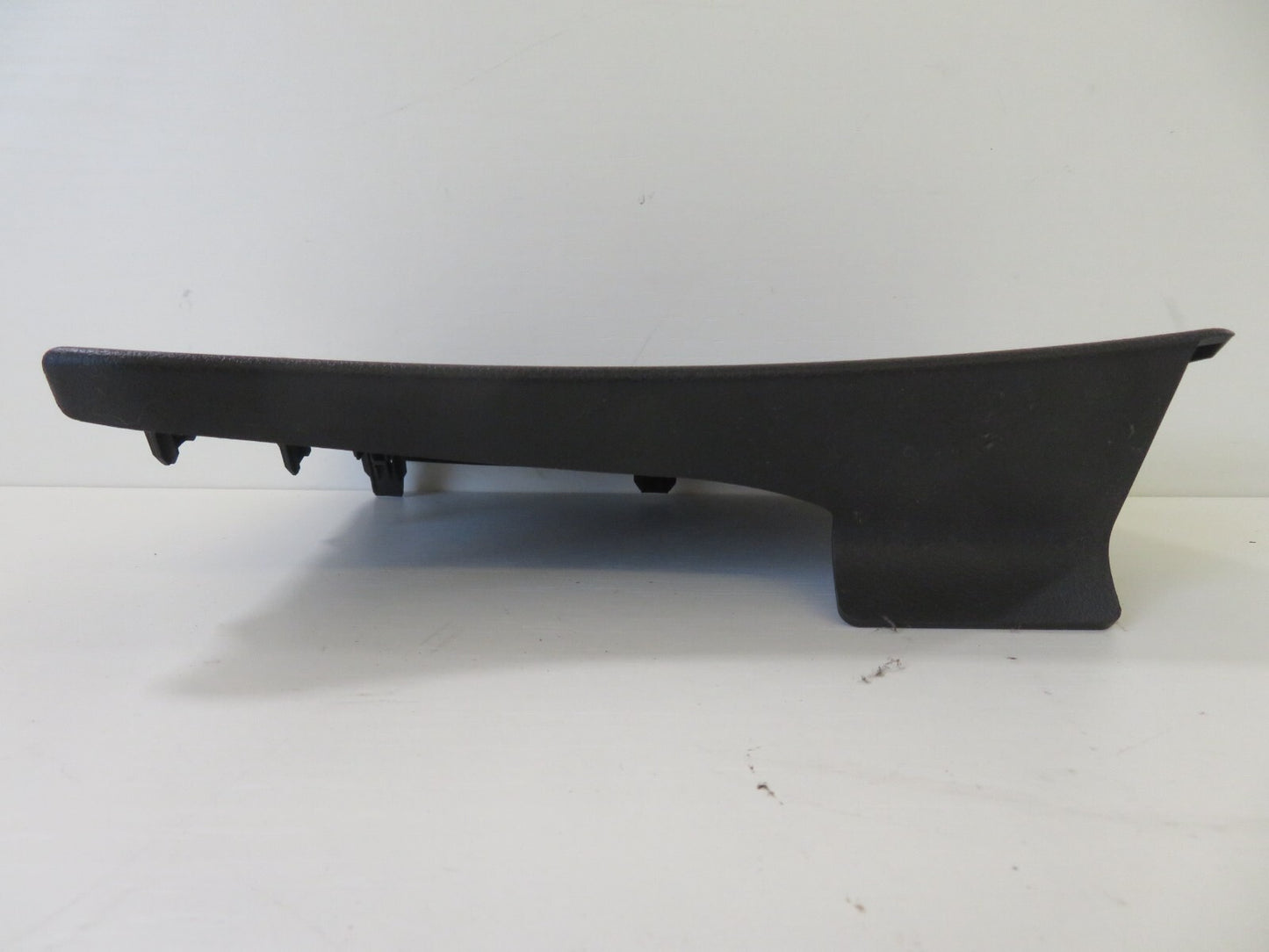 PEUGEOT 308 DRIVER LOWER DASH TRIM 9658527877 2007-2013 1349-12