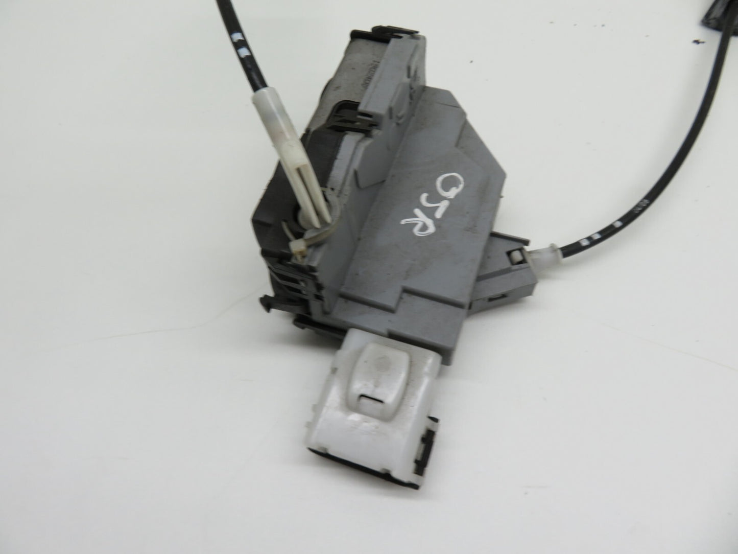 CITROEN C5 X7 OSR DOOR LOCK CATCH PSA574394 2008-2015 1528